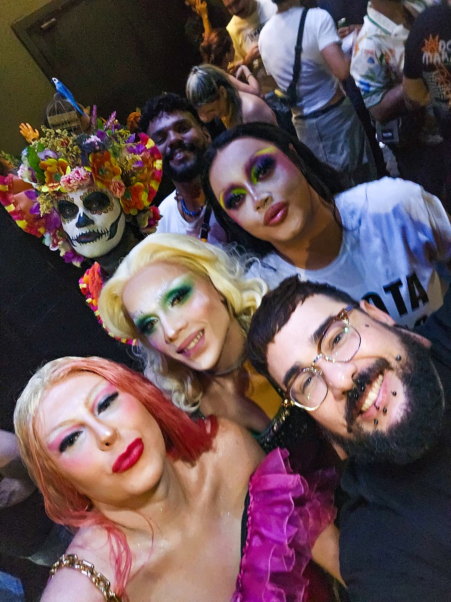 Young Broke and Fabulous tweet media