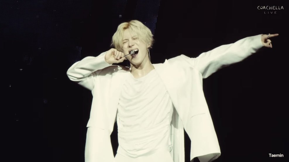 kikisnotkey's tweet photo. LEE TAEMIN 🕯️ #taemchella #taemin #coachella https://t.co/vYUavt7d7X