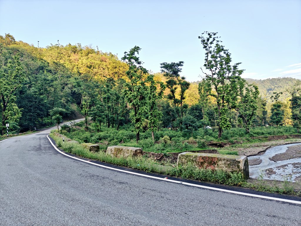 Rohittkr01's tweet image. Good Morning 🛣️ 

#HappySunday ♥️