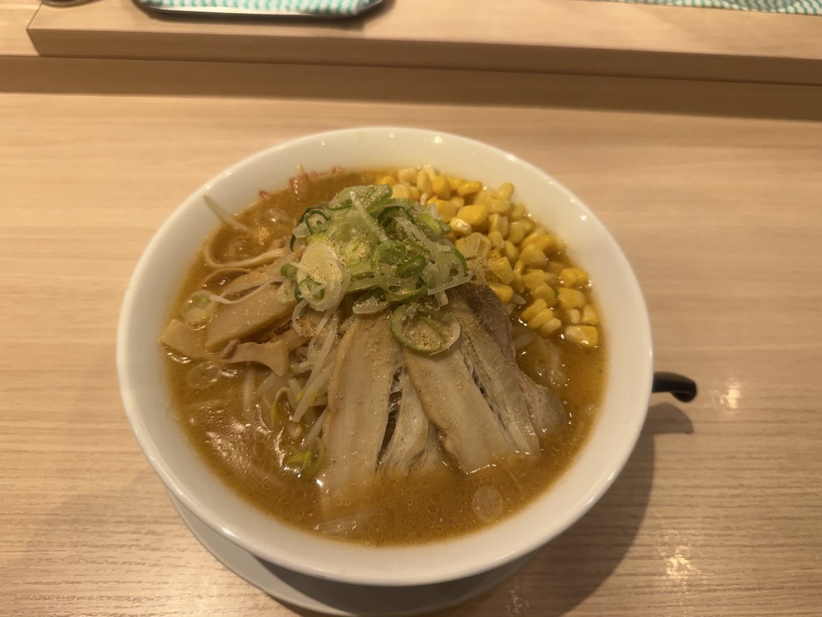 ろんすじぇりらー tweet media