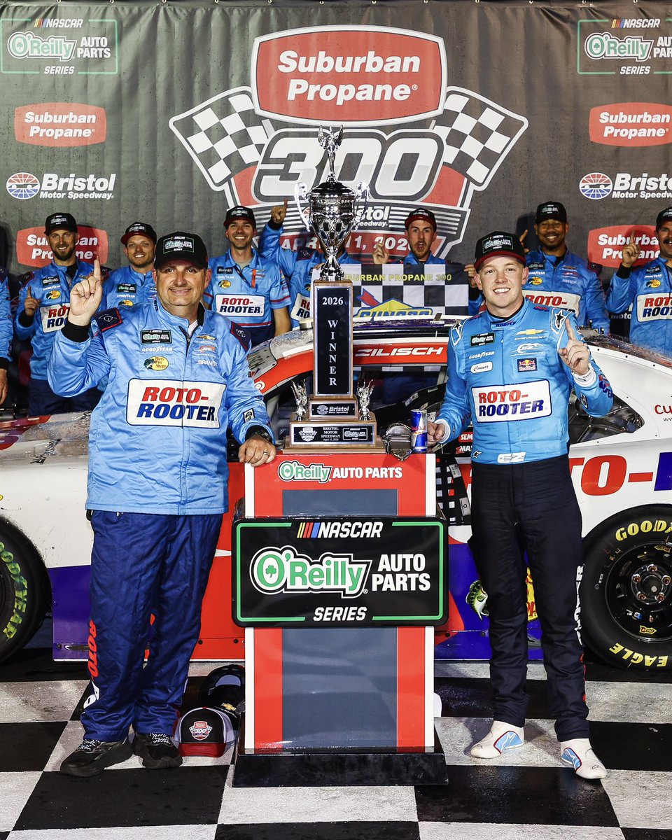 JR Motorsports tweet media