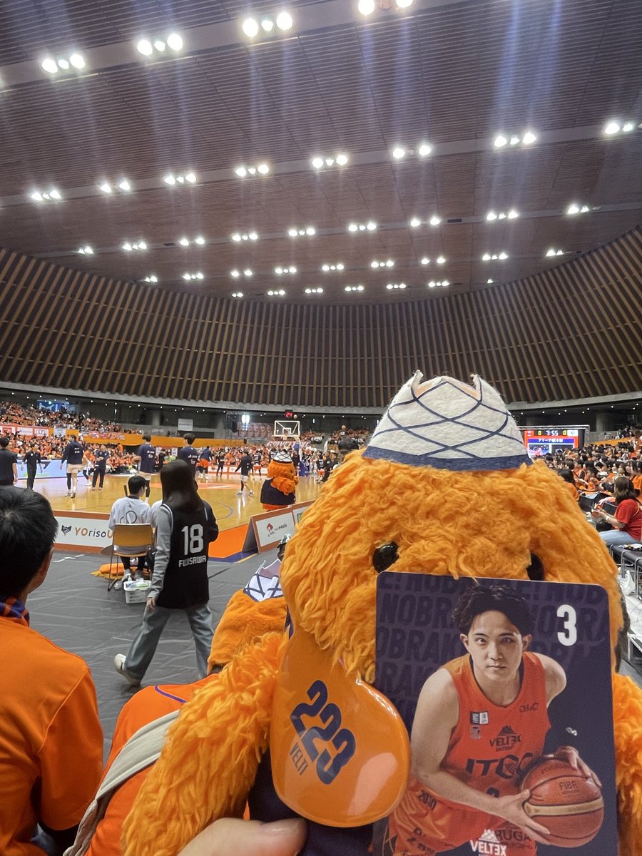 今日はここから🏀
カード🥹🧡(結局もりさんはゲット出来ず…泣)
#ベルテックス静岡