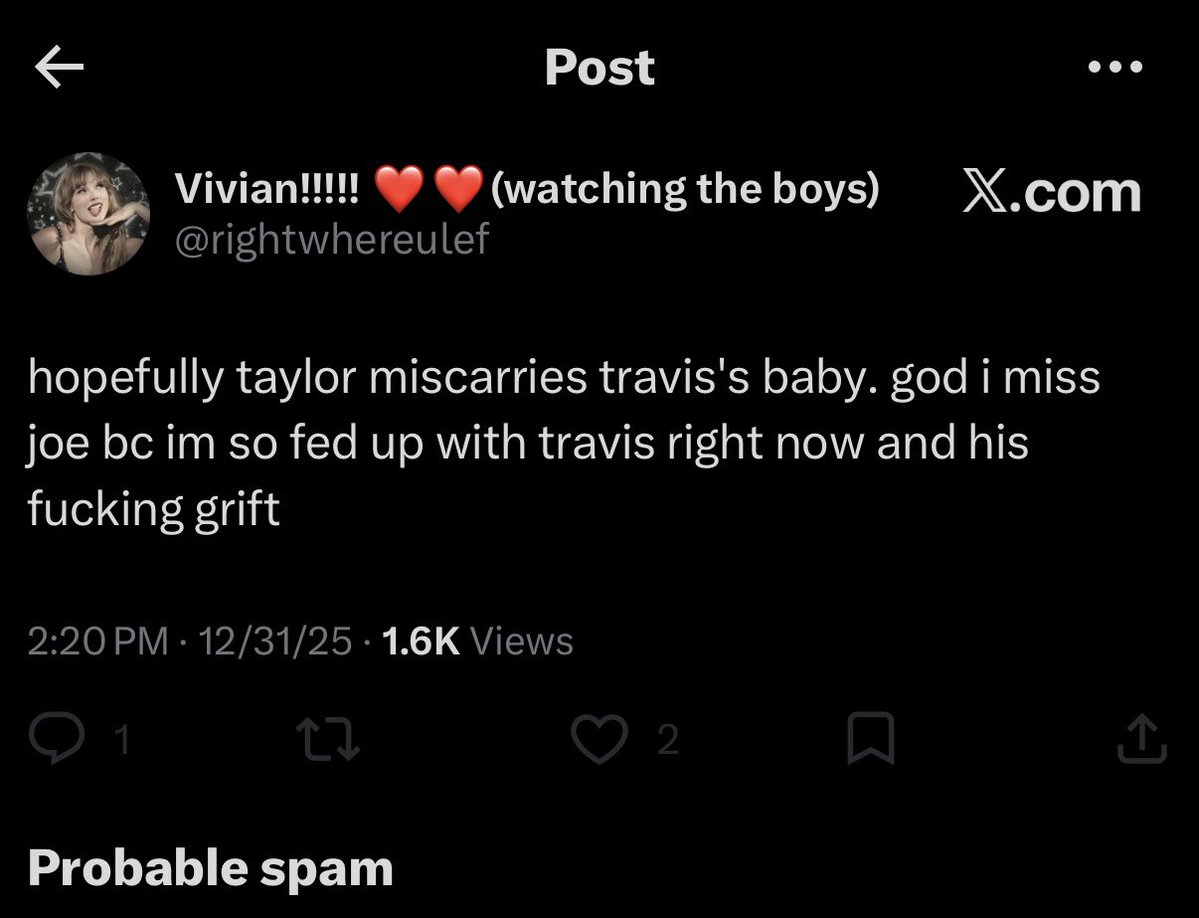 tayriana tweet media