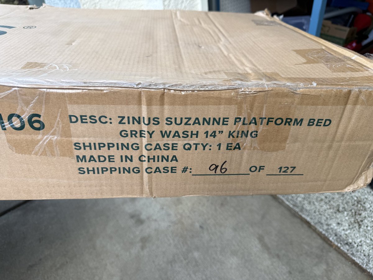 jearl02s's tweet image. I bought this New King Bed for less than $7

Listed on FB Marketplace for $125 

$118 profit

It sold in 36 hours 

If I did this 100 more times I would be a MILLIONAIRE 

——

This was a mistake..I bid on a full size bed  but this is what they gave me.

I didn’t realize until I