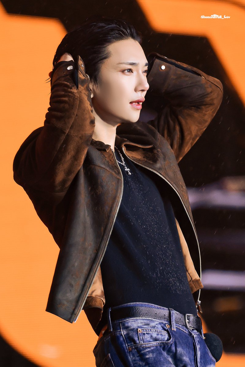 𝑺𝒉𝒖𝒏𝒂𝒎𝒐𝒓𝒐𝒍𝒍_𝑳𝒖𝒗 tweet media