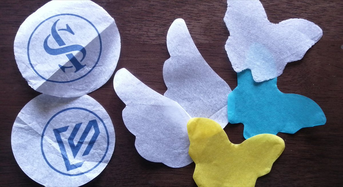 えすめ tweet media