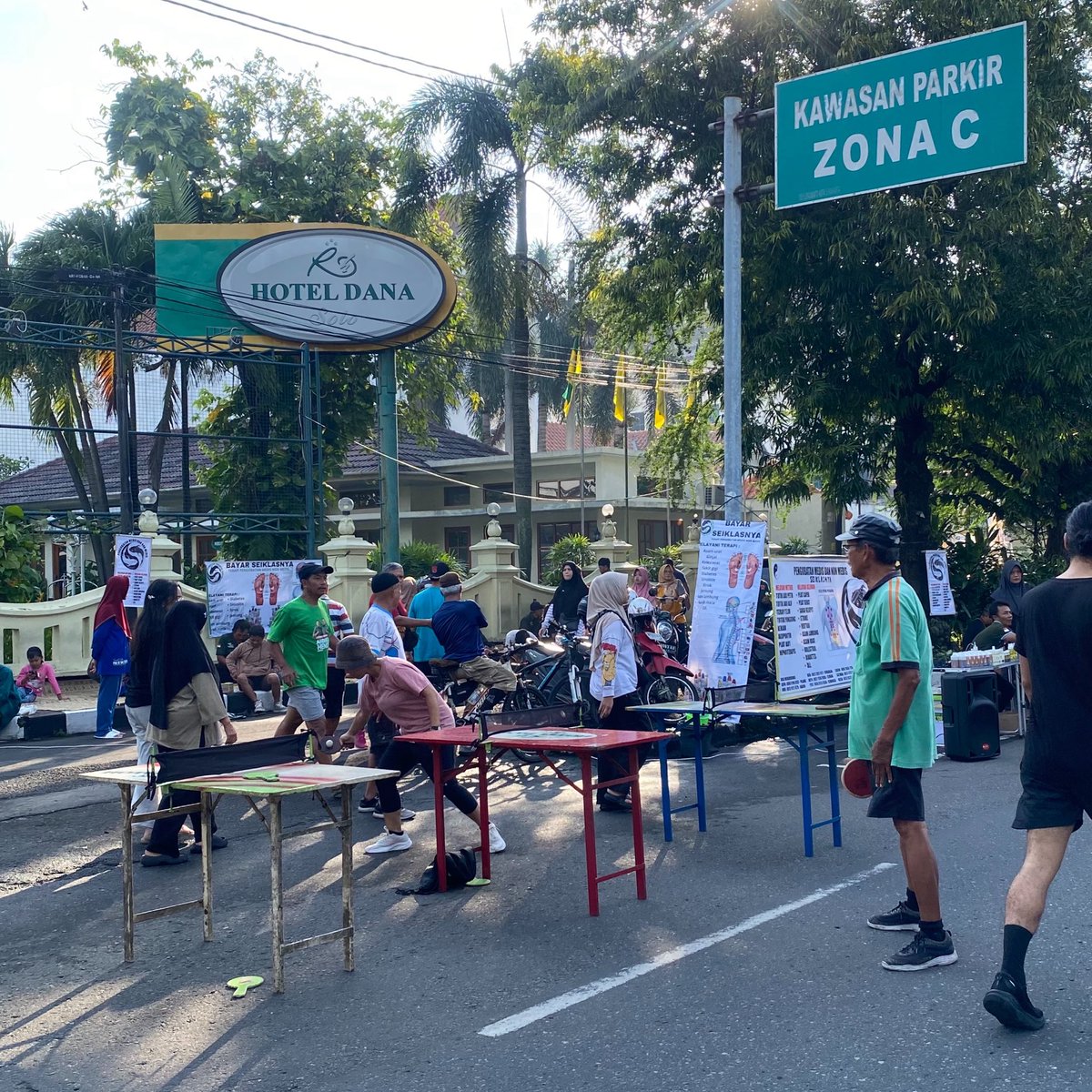 dysafiaa's tweet photo. cfd tersibuk https://t.co/JsNQAnlTvi