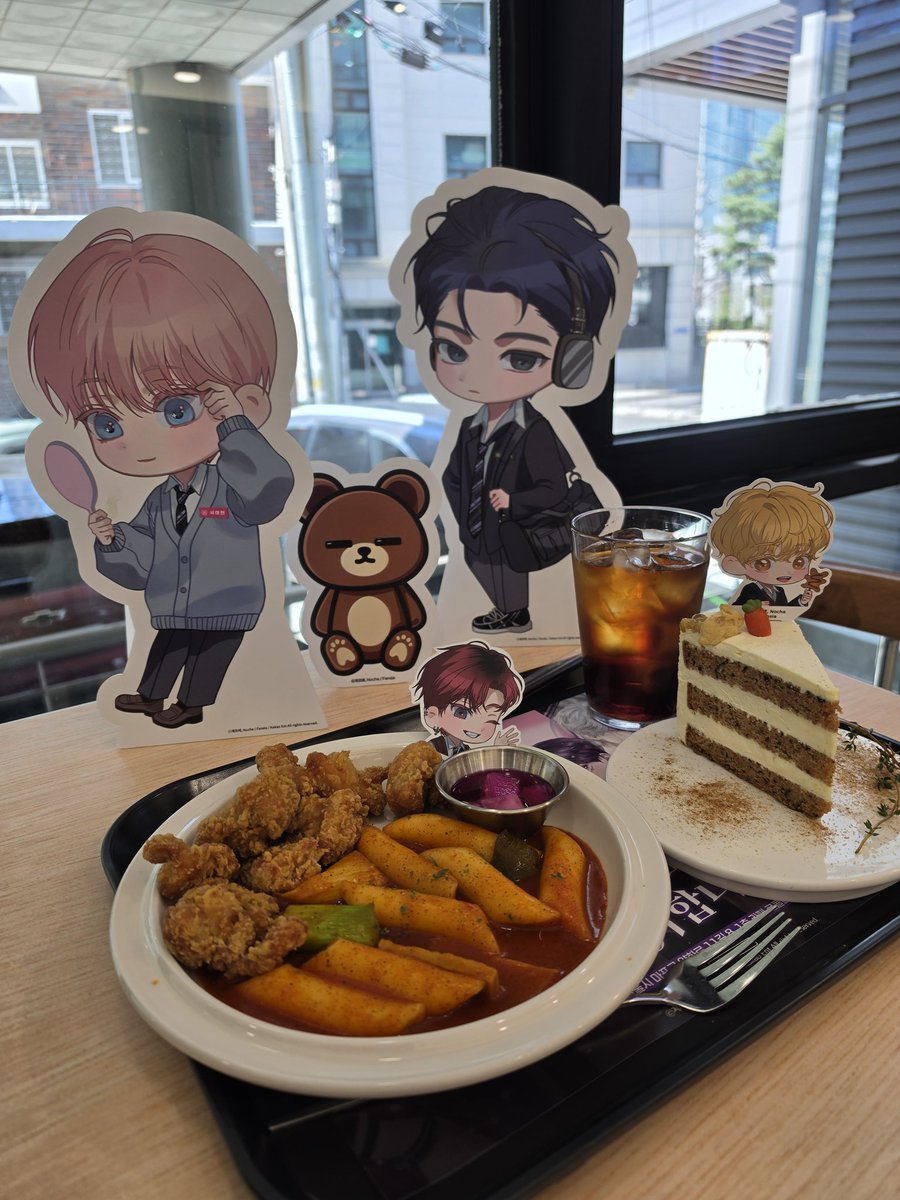 한님 추천으로 와본 콜캎...
진짜 부럽고.. 부럽고.. 부럽다!!!
맛있고 퀄리티 좋고 최고였습니당!
뭔가...도하랑 사우가 좋아짐
#회멱데 #카이로스 #로콜라보