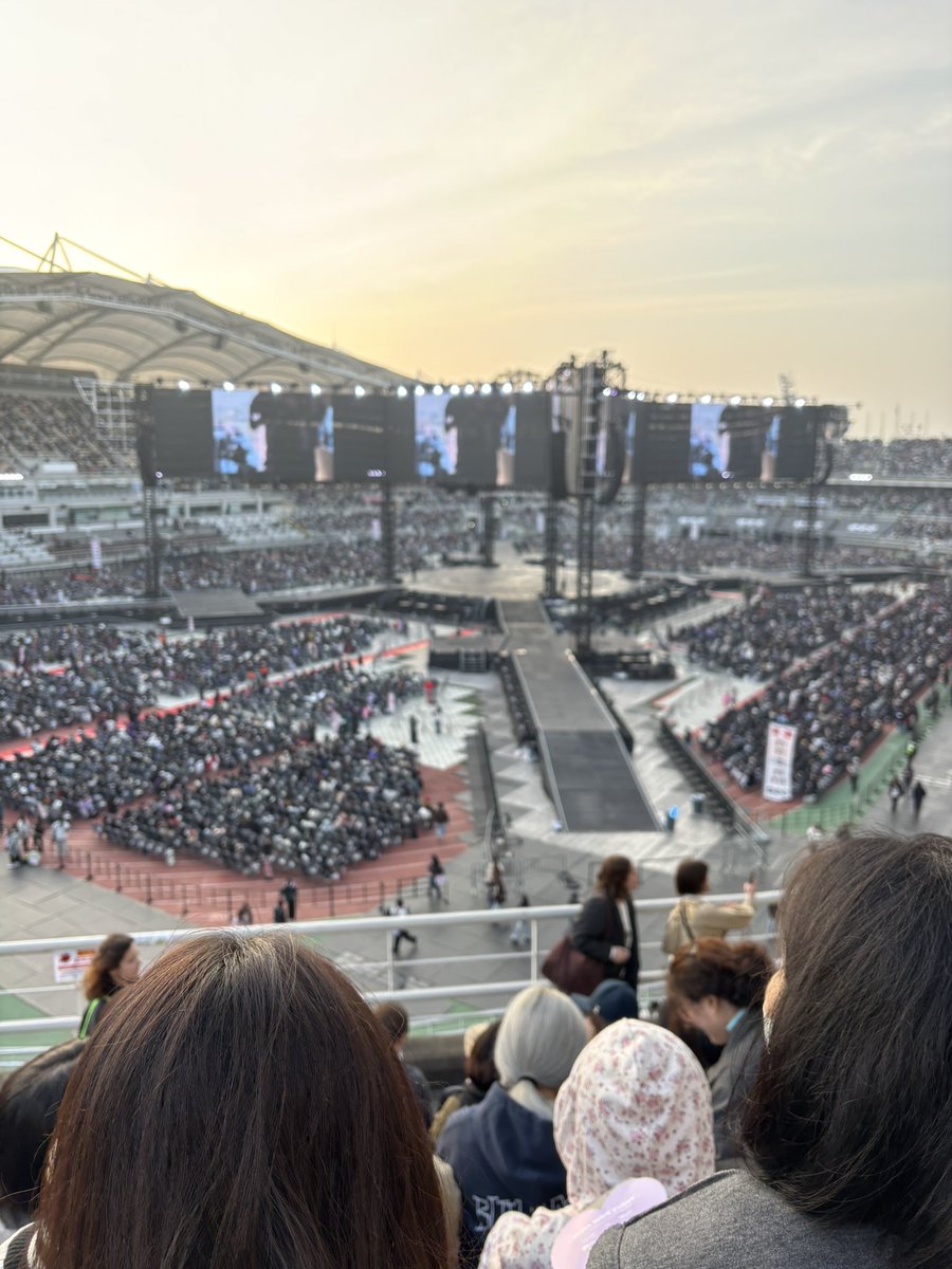 d0o0bMagicShop's tweet photo. 고양 s6 구역 시야❤️ https://t.co/4QkKtcETgn
