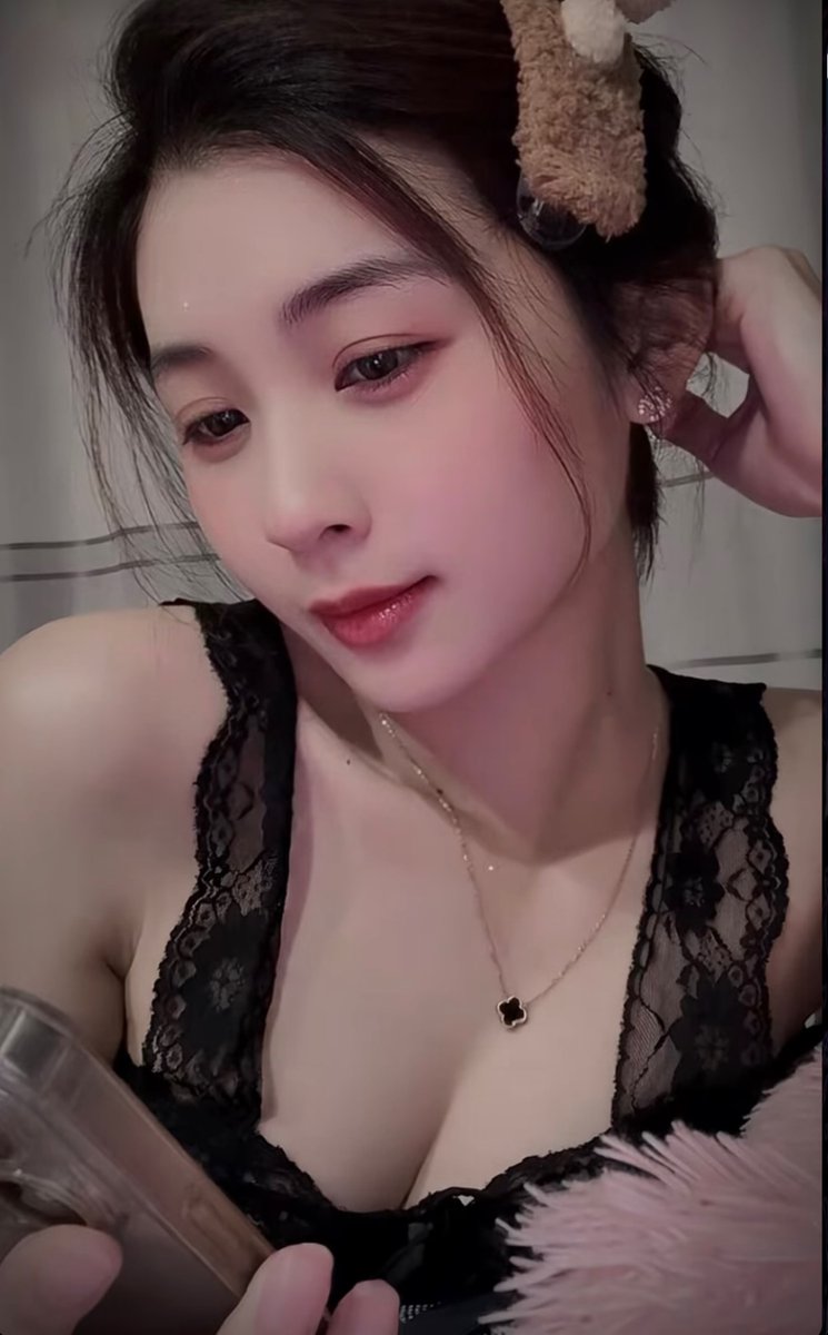 Dương ánh Huyền tweet media