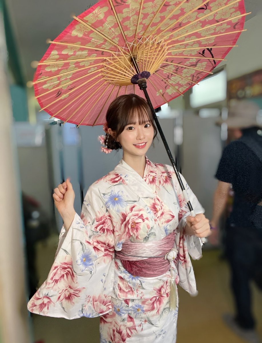 白上咲花 tweet media