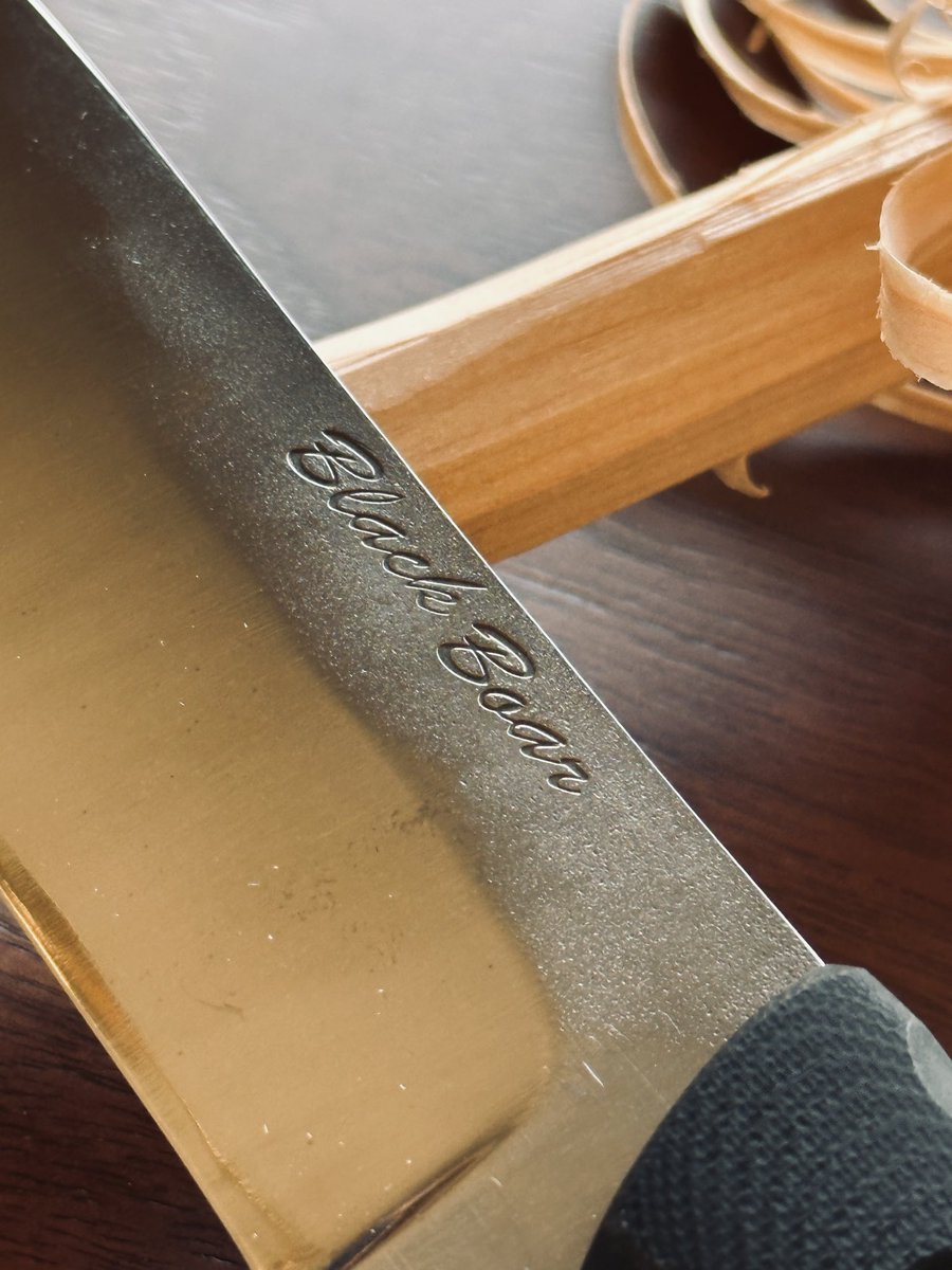 riguo_knives's tweet image. Black Boar
2026年新章"NOVA"（ノバ）始動
ARION （アリオン）
鍛造ステンレスの驚きの切れ味！
Blade： 鍛造XEOS（ゼオス）
Handle: G-10
Accessories: Kydexシース
Price: 45,000 + tax
瑞浪実店舗にて販売中
オンラインショップ5月販売開始
#riguo
#knives
#ブラックボア
#瑞浪
#ナイフ