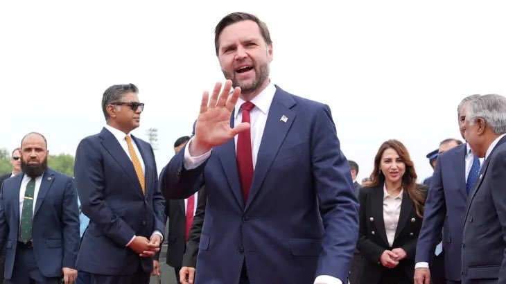 ThePoliTechs tweet media