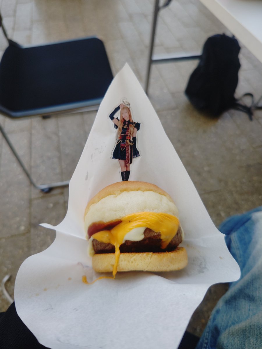 濃厚チーズバーガー