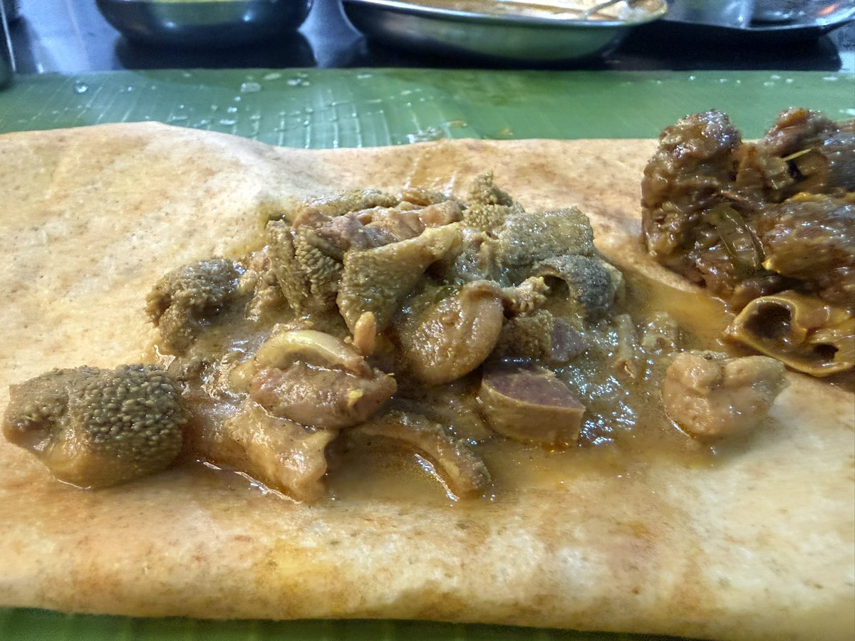 cricgenie's tweet image. குடல் குழம்பு , தலை்கறி பிரை , நெஞ்செலும்பு குழம்பு &amp;amp; தொட்டுக்க முட்டை தோசை #Life is Beautiful