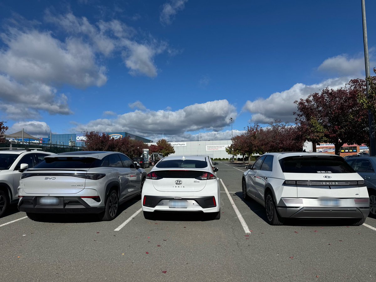 Gregory Andrews tweet media