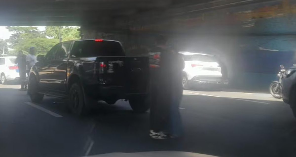 Expedientes tweet media