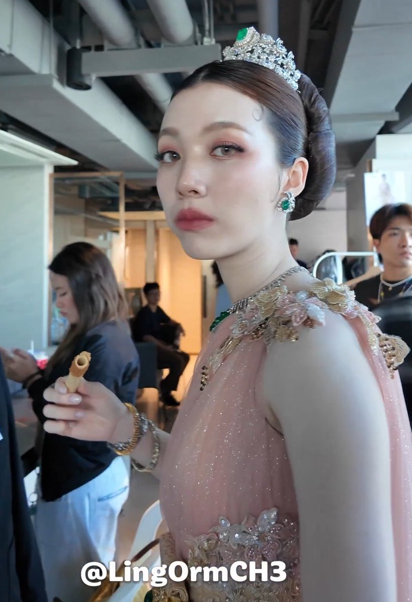 เก้ารัญชน์ tweet media