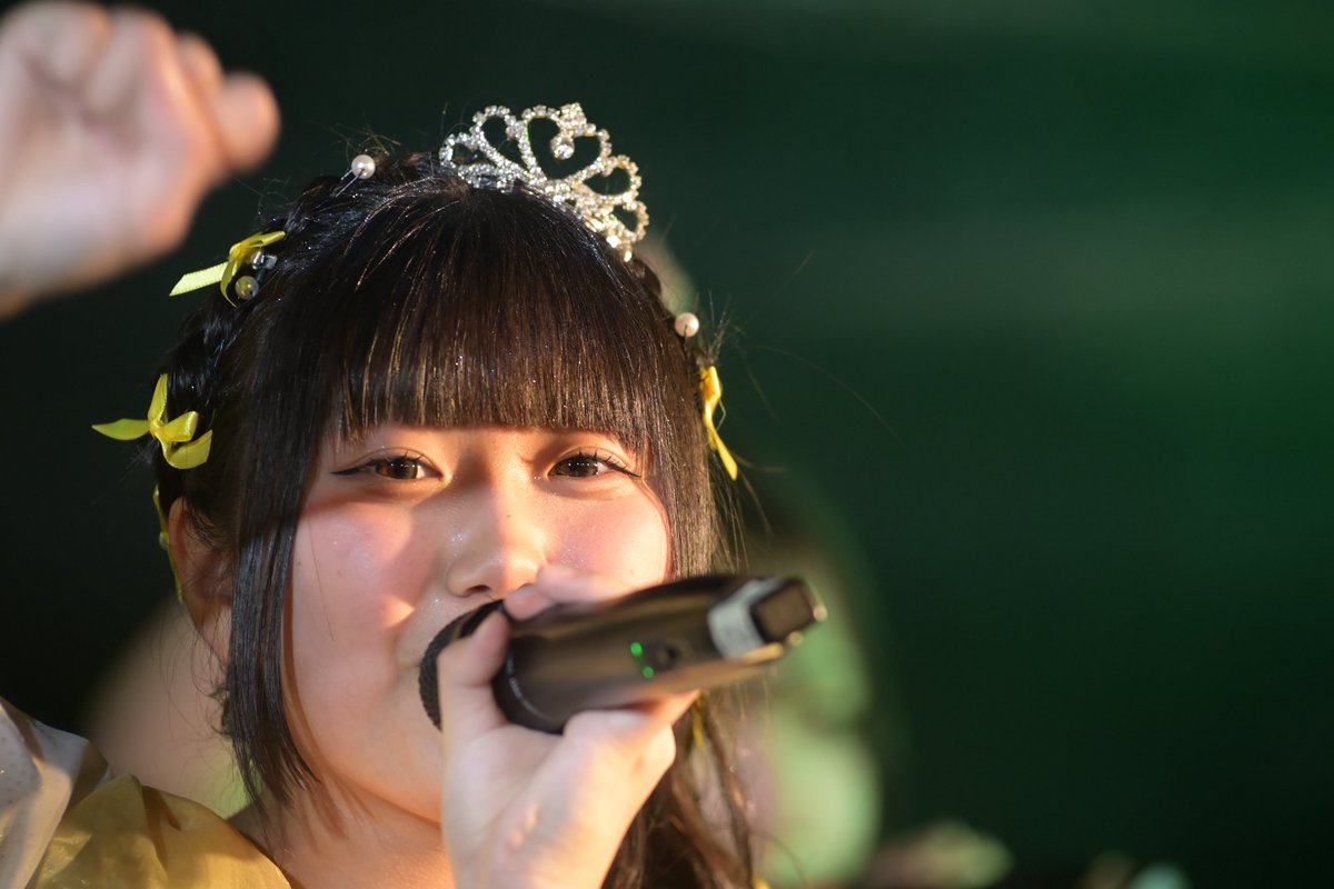 TadanoButa3647's tweet photo. #パイナップルクラブ 
#AINO 

もう終わった事だから言うけど、最終ライブの時、花束をお私する役目を頂けた事で気持ちの区切りは付けた筈やった。

けれどもライブ後にふと推しの友達ちゃん達と話す機会があり、彼女について話す友達を見てて、やっぱり俺が思うあいのの良さと彼女らの思うあいのの良さは一致してて、彼女のファンで良かったと思うと同時に、もっと早くに知り、出会えて居たらな。。。って言う気持ちにもなった。。。

改めて写真を見返して、会いに行けば会えた状況は当たり前じゃなかったんだなって、痛感するよね。

またいつか機会が、ご縁があるのならば、再会したいな。

母と協力して人見知りを乗り越えた事とか、色んな苦難を乗り越えて来た人の、優しくて温かい目やったよ。