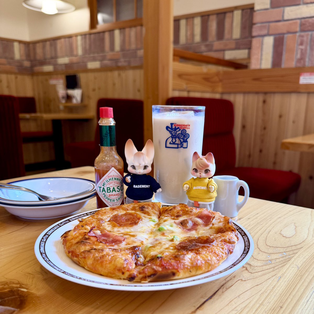 ☀️🍕🥛🦊🐱
#kumukuku