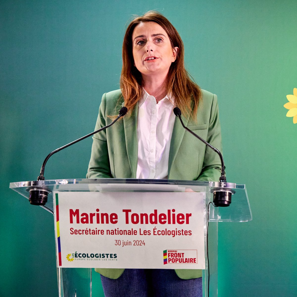 The News tweet media