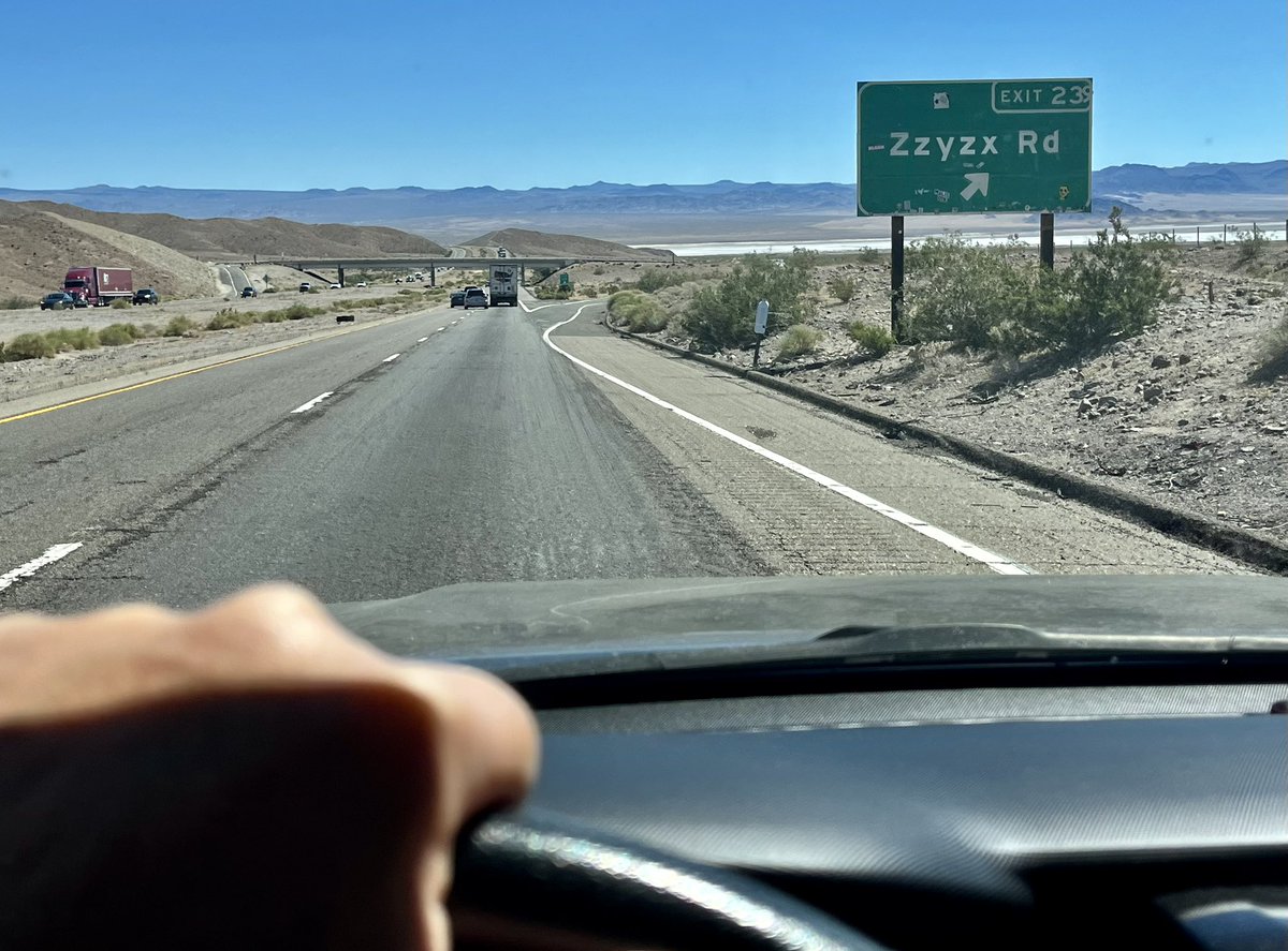 Stitch_Head's tweet image. #RoadTrip! 
Snap decision for last minute roadie to Vegas for the Frozen Four title game between Denver and Wisconsin for Lady StitchHead and I. Neither school has baseball so I hope they end in a tie.