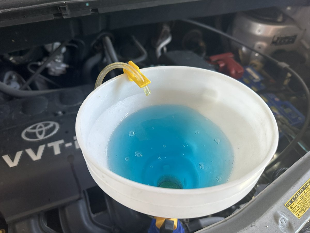 あしほん tweet media