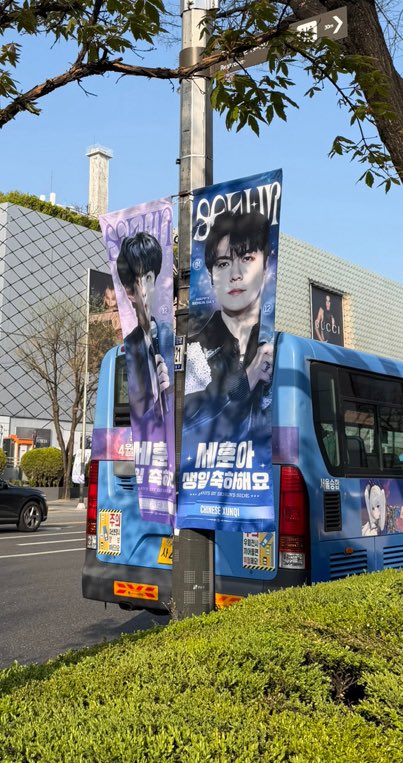 ์ฝ๋๐ฅจ tweet media