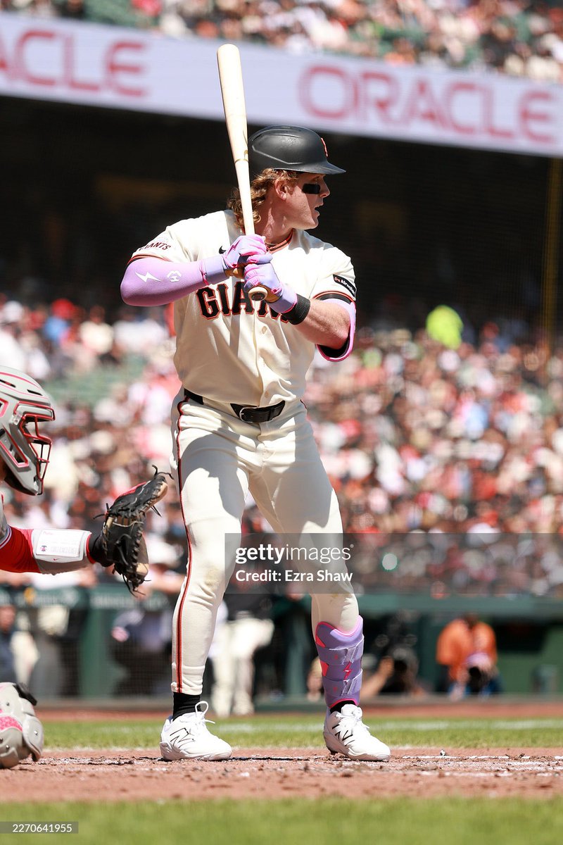 Giant Hot Takes tweet media