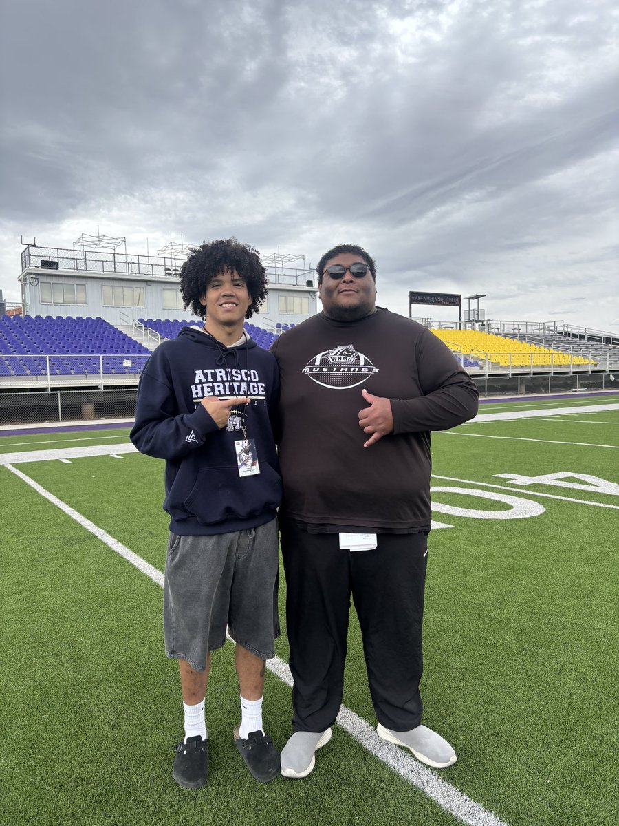 Session1Deon's tweet photo. Had a great time getting to enjoy and experience @WNMUFootball Junior Day and Spring Game! Thank you @CoachD_Delgado for the invite, can't wait to come back down and experience more mustang football! @Coach_DCarr @gavinlutman18 @tony_mccoy3 @PrepRedzoneNM https://t.co/D1uYKViRtR