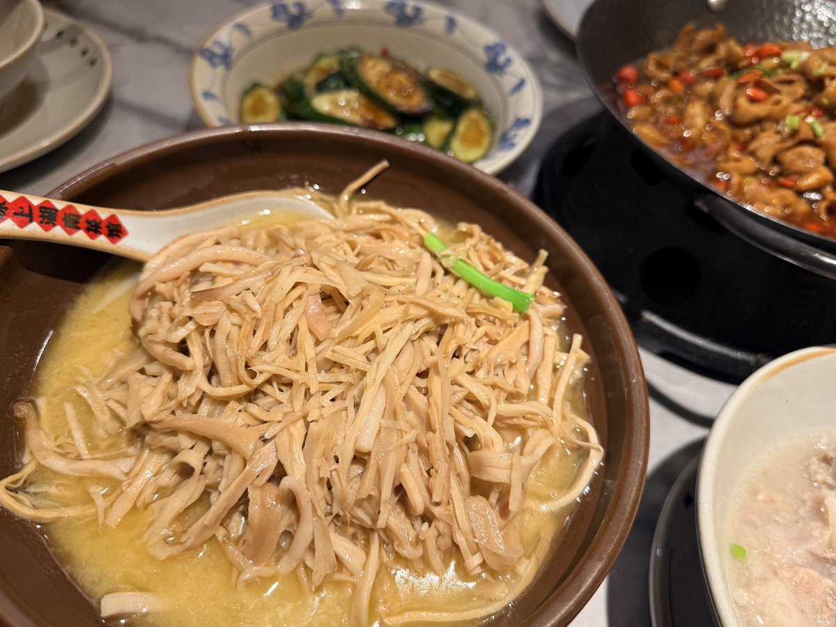 ヤンチャン(楊小溪)🐼『お家で絶品中華』発売中 tweet media