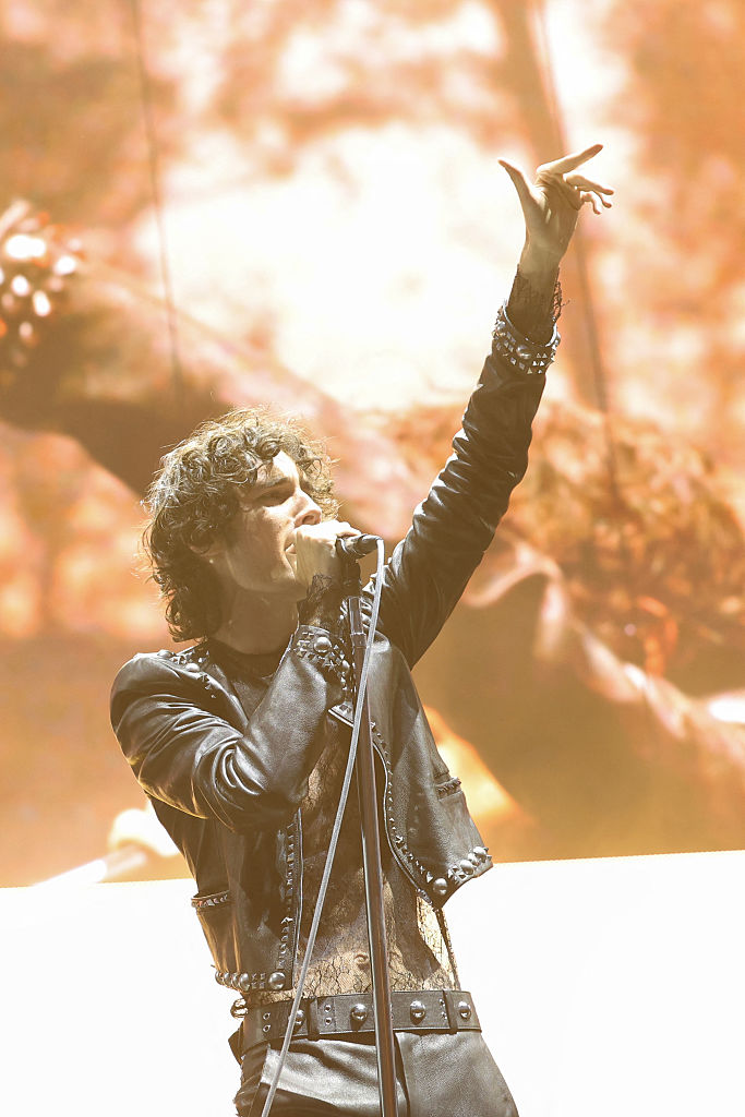 The World Famous KROQ tweet media