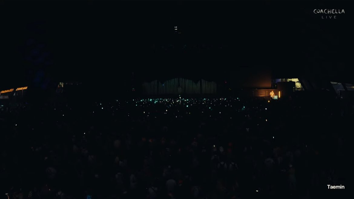 ㅅㅂ 미국까지날아가서 태민 보려고 코첼라 1열 개돌한 순정이니월드들아

  #TAEMCHELLA  #COACHELLA #COACHELLA2026 #TAEMIN_COACHELLA #태민 #TAEMIN #テミン #泰民