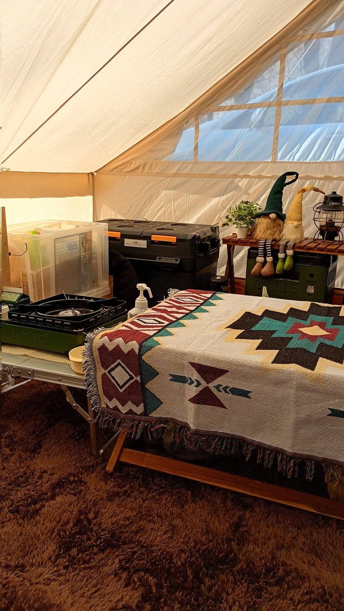 maron418's tweet photo. 昨日から道志村にあるセンタービレッジキャンプ場に来ています⛺🔥
センタービレッジは、まさに桜が満開でとても綺麗です🌸
サイトから見える川の流れと音で心底癒され心地がよい👍
これからがキャンプシーズンと思いますので、是非来てみて下さいね👍
https://t.co/p9Da2uanbU https://t.co/iqLQxRU1md