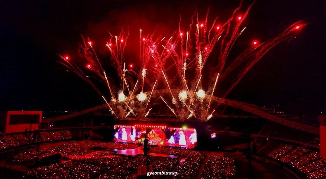 gyeombunnay's tweet photo. join ah,

gapapa konseran di genteng, at least ga maling hak orang. izinn 🫷🏻 https://t.co/NltNwCpWGV