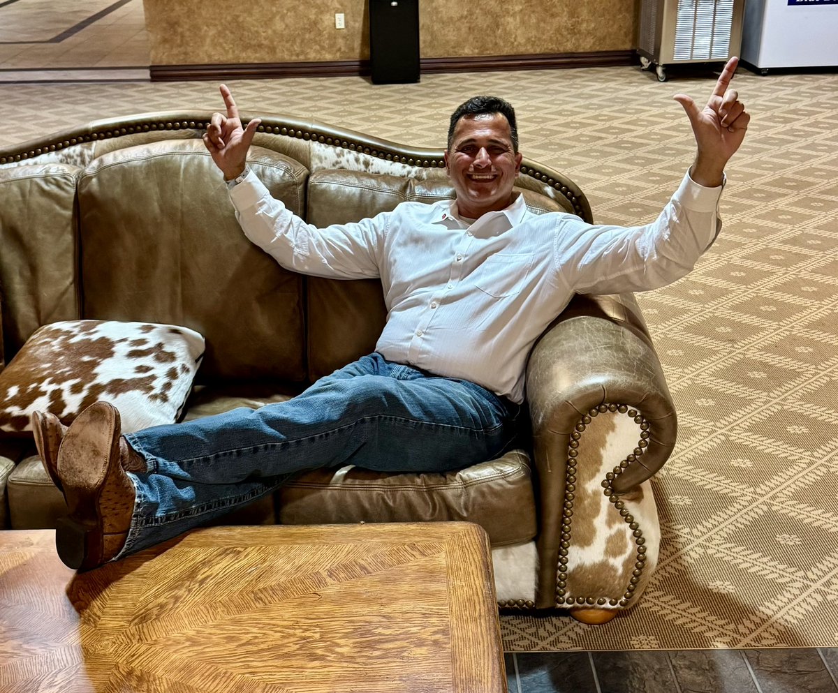 Vance Hunter tweet media