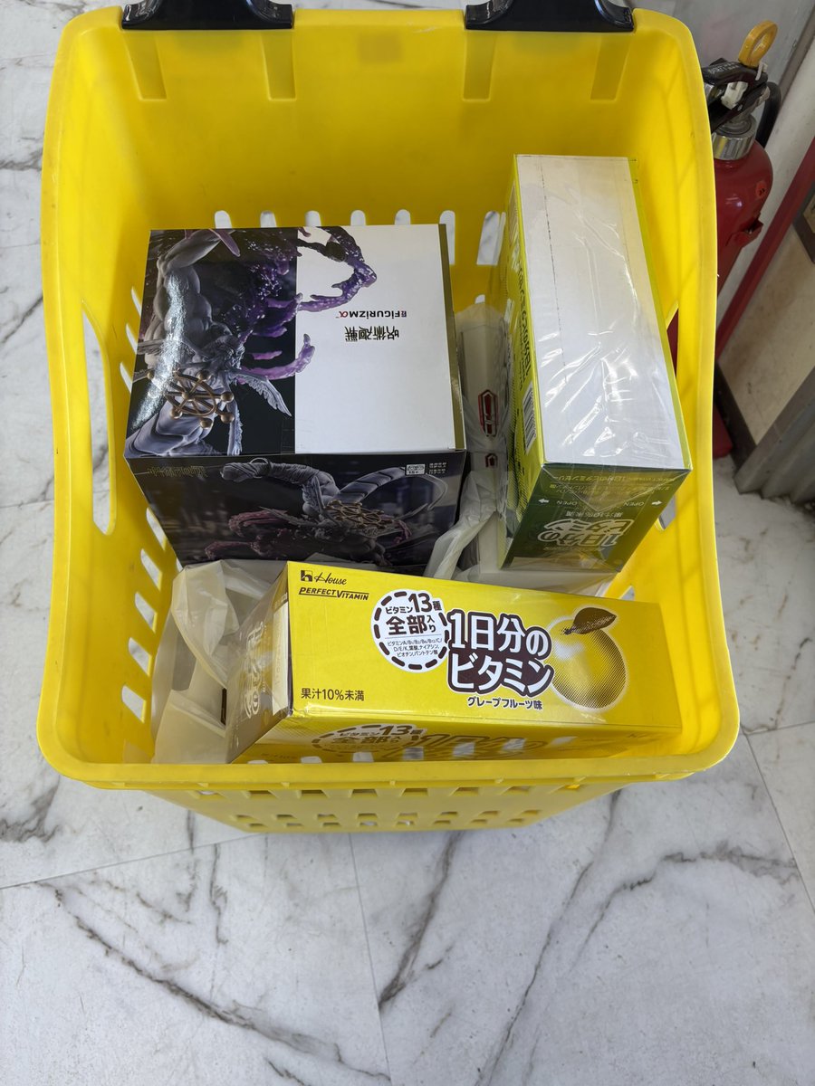 カルピス tweet media