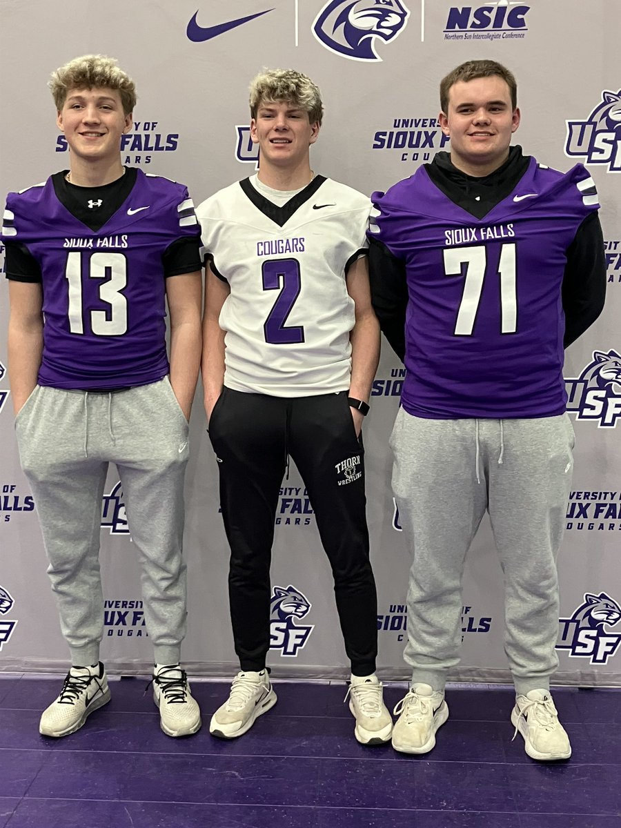 ryan_schroeder8's tweet photo. Thank you @j_schlichte for the Junior day invite! Excited to keep building a relationship!!
@JimGlogowski          @FCFalconSports 
@USFCougarsFB    @OJW_Scouting   @FCCoachPederson  @2MileMentality 
@CoachJ_USF  @PrepRedzoneMN https://t.co/ijco2fh79y