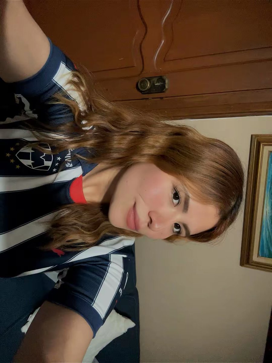 𝖊𝖗𝖎𝖐𝖆 𝖉𝖊 𝖑𝖊𝖔́𝖓 ❤︎︎ tweet media