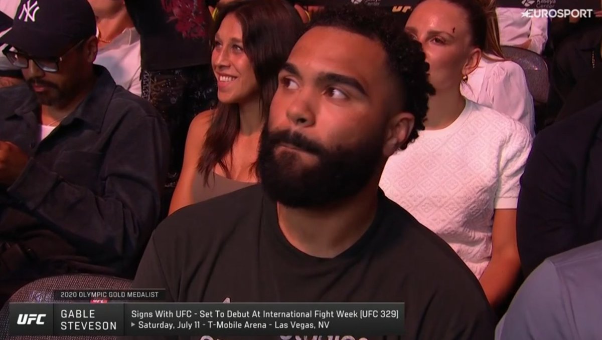 Pelunaton tweet media