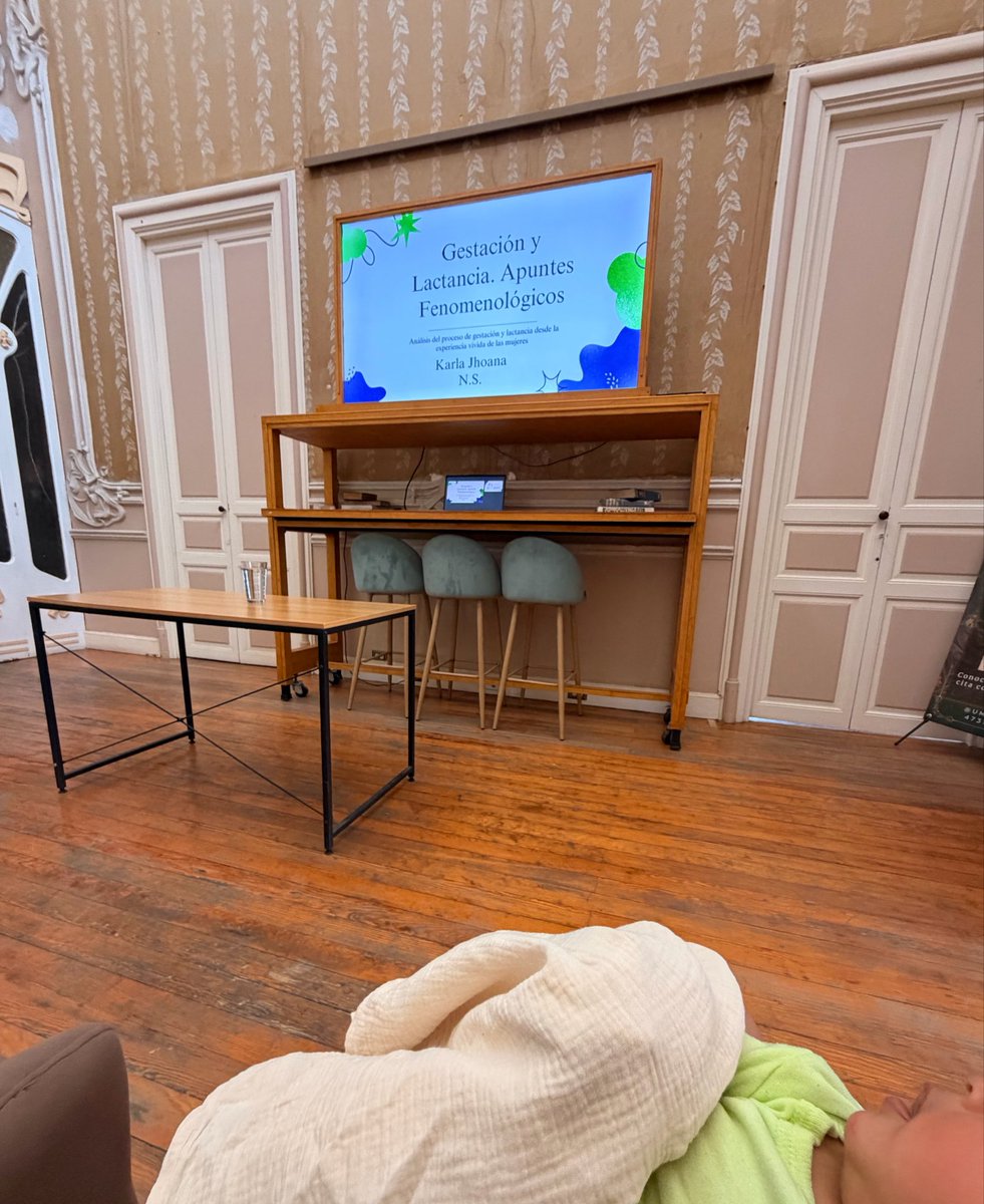 Hoy hice todo lo que me gusta. 

Caminar mucho, comer rico con mi esposo y  cuestionarme/aprender más (abordando la maternidad epistemológicamente desde la mirada de una doctora en filosofía).