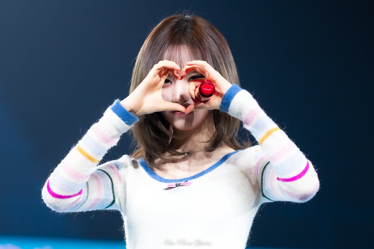 Our Prom Queens tweet media