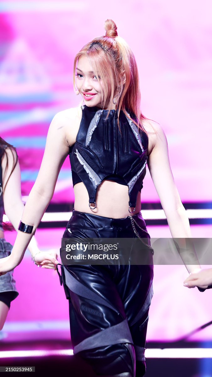 Ria S. SWICY / TILT 🫶🏻💫 - RV 🪅 UNIS tweet media