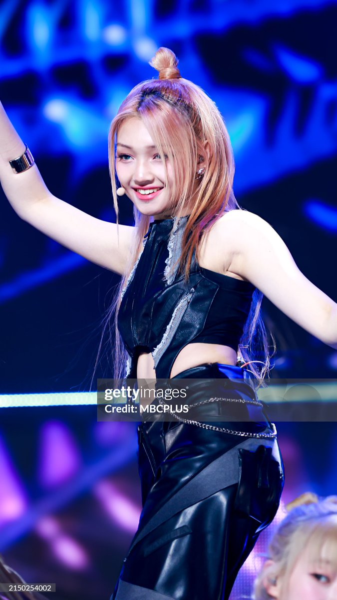 Ria S. SWICY / TILT 🫶🏻💫 - RV 🪅 UNIS tweet media