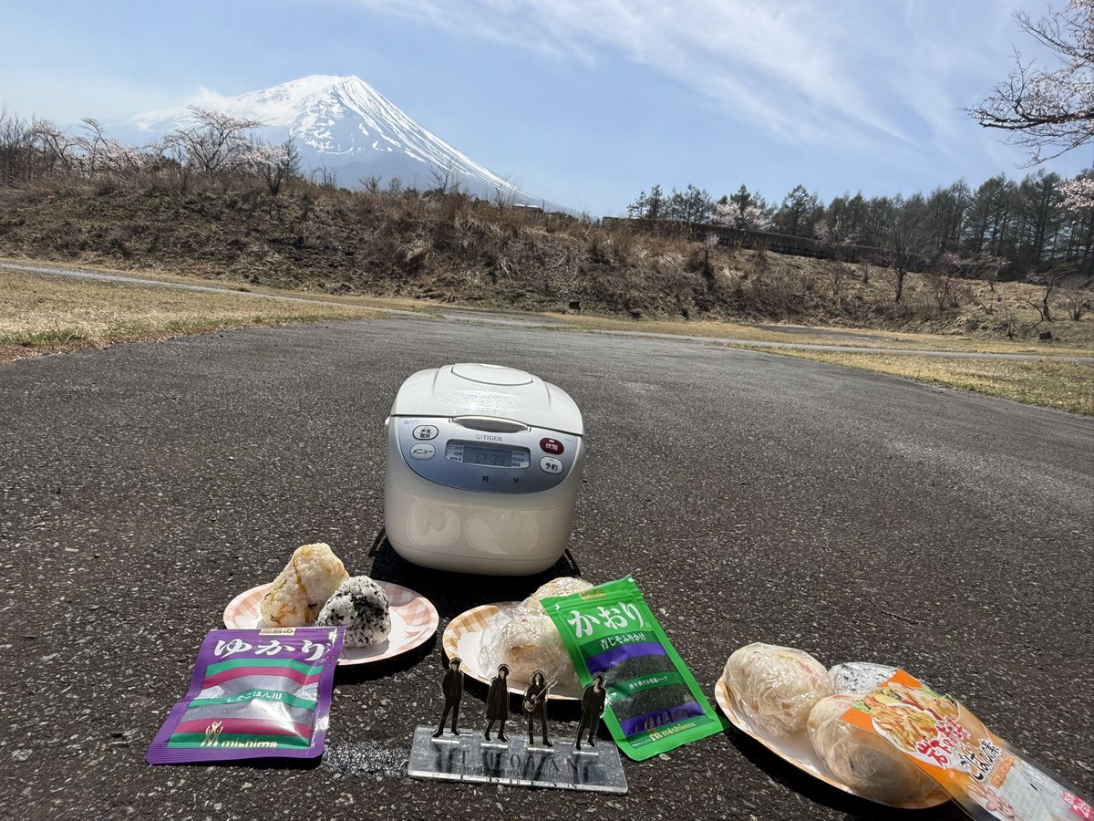 ゆかり tweet media