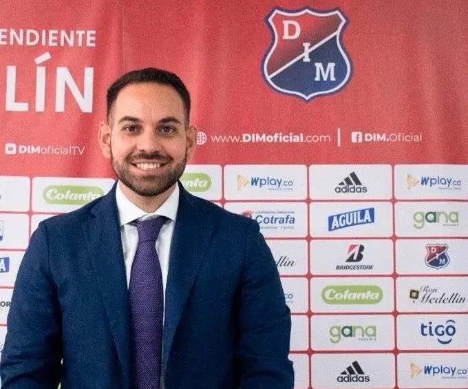 Londoño es una torcion testicular futbolística tweet media