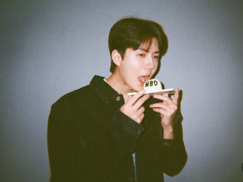 (ᓀ‸ᓂ ◜‿◝) queen👑👸 tweet media