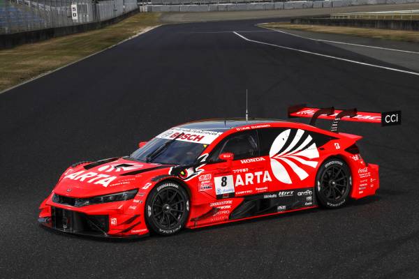 後部の間延びした膨らみで霊柩車と呼ばれた
GT500シビックとは何だったのか