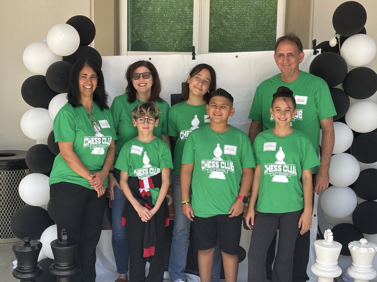 OCPSJessSmith's tweet photo. Started the day at @WekivaHigh for our CommUNITY event and ended the day with some of my favorite chess players. Our Black Bears represented CSE in the best way today!! https://t.co/d7Obbuhnvc