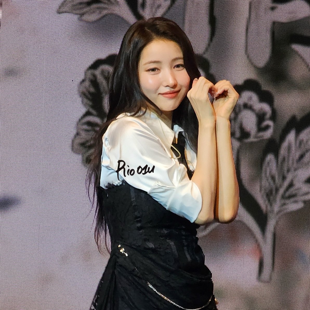 Rio 리오 tweet media